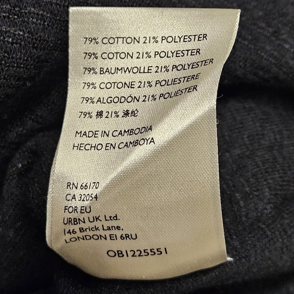 Free People We The Free Bunny Cropped Mock Neck Top In Black Size Large - Picture 9 of 9